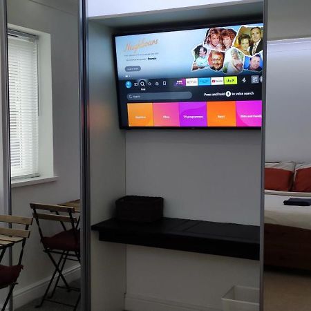 Surrey Quays Residency - Serviced Rooms Londra Esterno foto